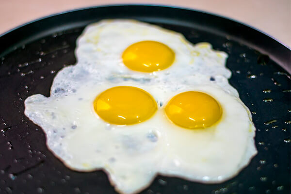 Kaimiņš, kurs 30 gadus nostrādājis par pavāru, teica: “Beriet sāli nevis olai, kuru cepat, bet gan eļļai, kurā tā cepas!”…