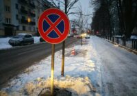 Ziemas sezonā Valmierā uzstādītas pagaidu ceļazīmes “Apstāties aizliegts”