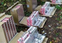 Foto: Betona stabos un vilcienu konstrukcijās VID uziet 256 000 kontrabandas cigarešu