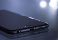 Apple apsriež iespēju par daudziem miljardiem iegādāties mākslīgā intelekta jaunuzņēmumu, lai stiprinātu savas pozīcijas