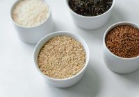 Kāpēc pieredzējušas mājsaimnieces mērcē rīsus sālsūdenī?Šo triku atklāj tikai gudrākie