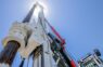 Naftas cenas sarūk, pēc tam kad OPEC paziņo par naftas ieguves apjoma palielināšanu