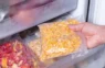 Pārtikas produkti, kurus nekad nevajadzētu sasaldēt – bet kaut kādu iemeslu dēļ saimnieces to tomēr dara