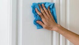 Virtuves skapīši spīd kā jauni bez liekas piepūles — vienkāršs veids, kā notīrīt taukus un netīrumus Virtuves skapīši spīd kā jauni bez liekas piepūles — vienkāršs veids, kā notīrīt taukus un netīrumus