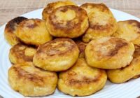 Izcilie biezpiena plācenīši ar ķirbi, kas vienmēr izdodas mīksti, zeltaini un ar rudens aromātu