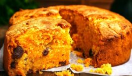 Ļoti garšīgs ķirbju pīrāgs, kas aizrauj no pirmā kumosa ar mājīguma un kanēļa aromātu Ļoti garšīgs ķirbju pīrāgs, kas aizrauj no pirmā kumosa ar mājīguma un kanēļa aromātu